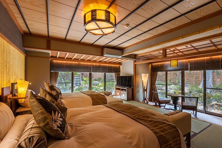 Tokisumika Hotel Komagane Bagian luar foto